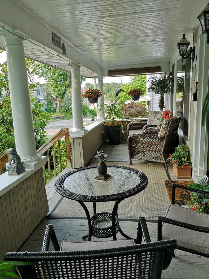 Your Oasis In Canada *